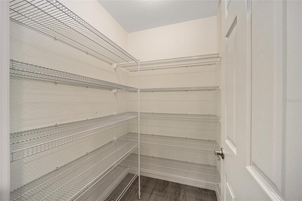 17600 Southwest 113th Place Dunnellon, FL 34432 - Photo 15 of 33 a view of walk in closet