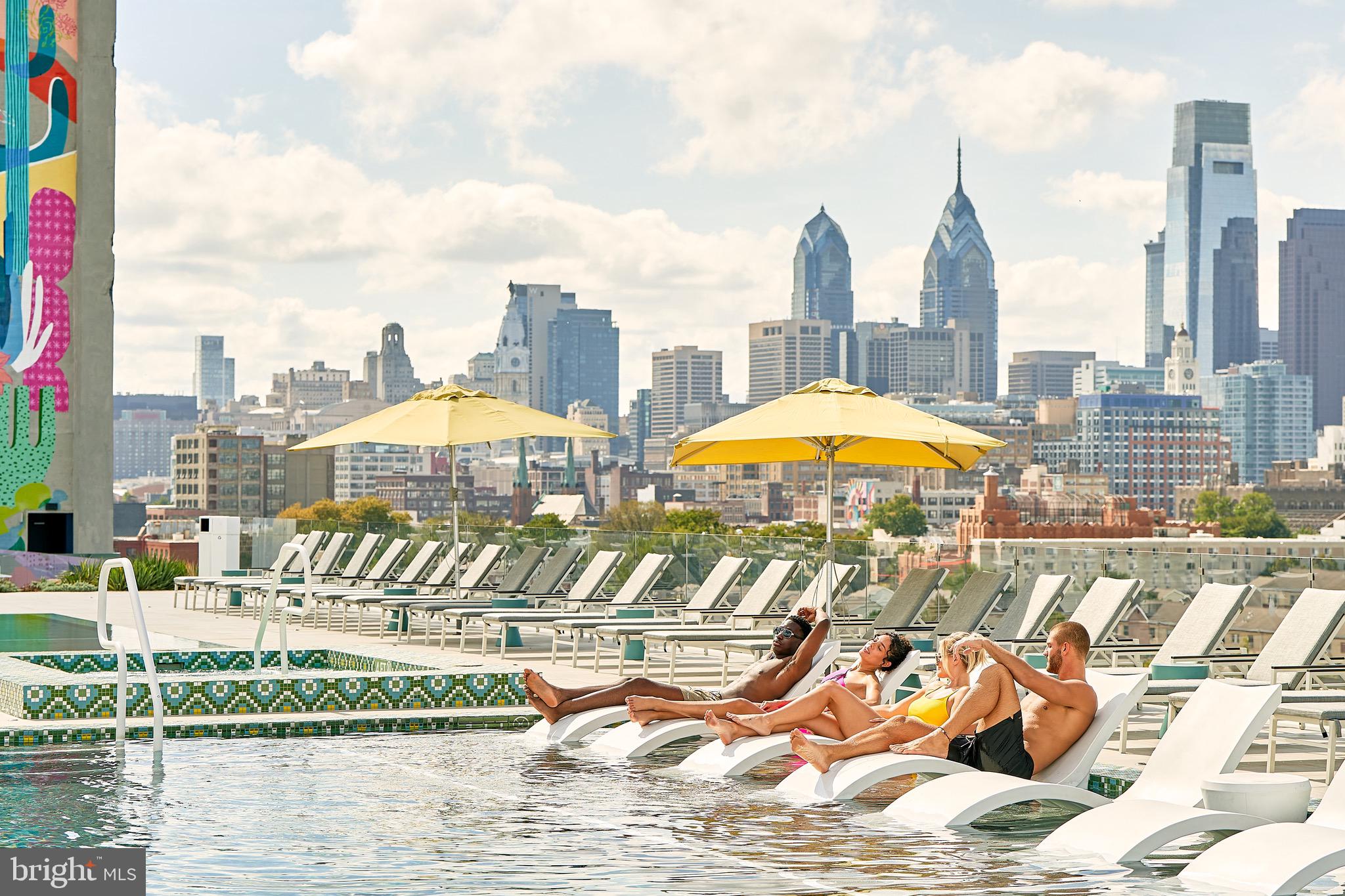 900 North 9th Street Philadelphia, PA 19123 - Photo 10 of 30 a view of an ocean with a city view