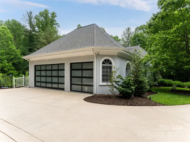 $2,250,000 | 18 Cedar Hill Drive, Asheville, NC 28803