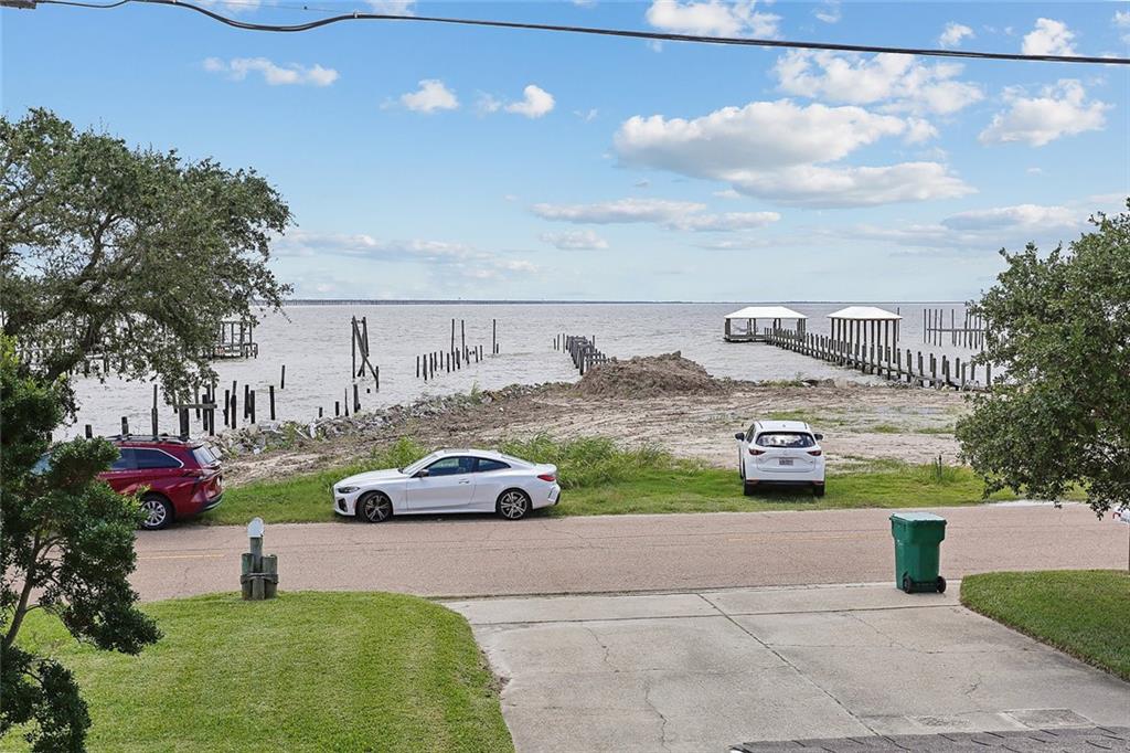 266 Lakeview Drive, Unit B Slidell, LA 70458 - Photo 4 of 32