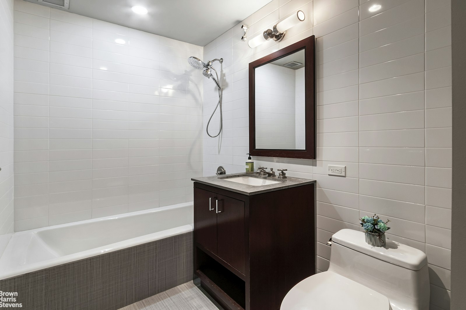 100 Riverside Boulevard, Unit 27A Manhattan, NY 10069 - Photo 31 of 48