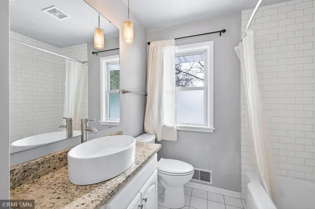 $374,900 | 1084 Edgewater Avenue, Shoreview, MN 55126