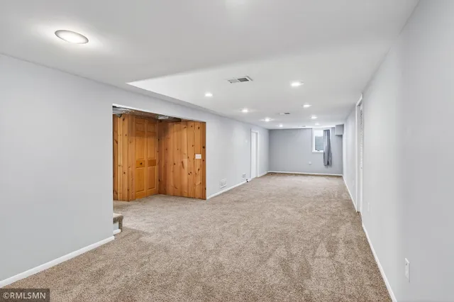 $374,900 | 1084 Edgewater Avenue, Shoreview, MN 55126