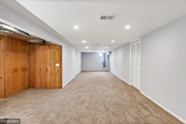 $374,900 | 1084 Edgewater Avenue, Shoreview, MN 55126