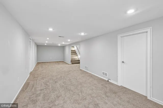 $374,900 | 1084 Edgewater Avenue, Shoreview, MN 55126