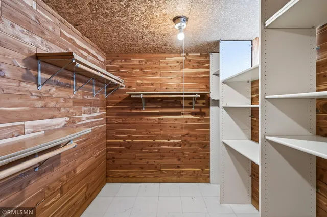 $374,900 | 1084 Edgewater Avenue, Shoreview, MN 55126