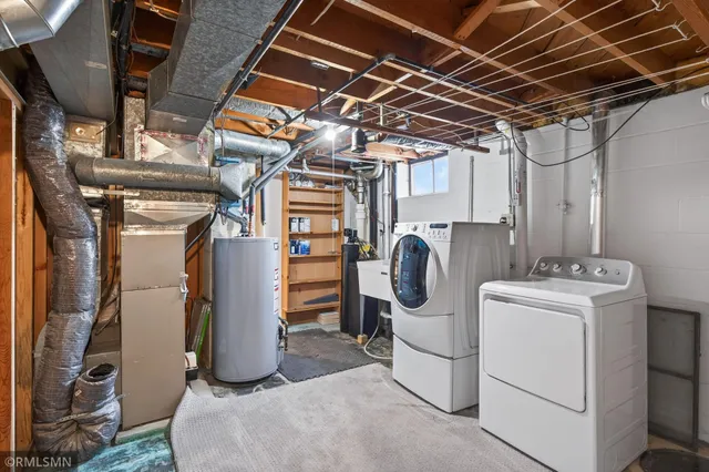 $374,900 | 1084 Edgewater Avenue, Shoreview, MN 55126