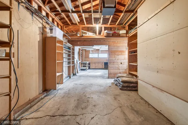 $374,900 | 1084 Edgewater Avenue, Shoreview, MN 55126