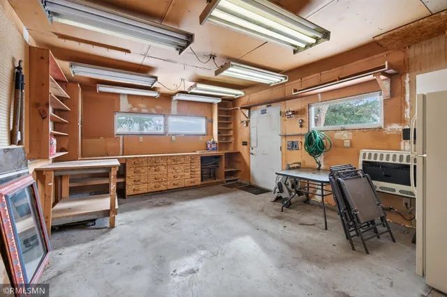 $374,900 | 1084 Edgewater Avenue, Shoreview, MN 55126