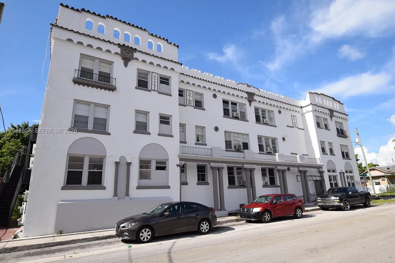 501 Southwest 6th Court, Unit 327 Miami, FL 33130 - Photo 18 of 20 a buildings view