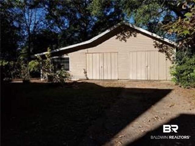 4076 Hillcrest Lane West Mobile, AL 36609 - Photo 9 of 11