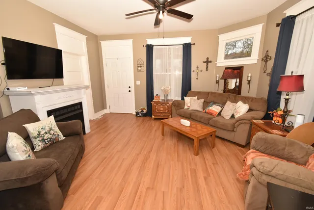 $164,900 | 403 East 4th Street, Fowler, IN 47944