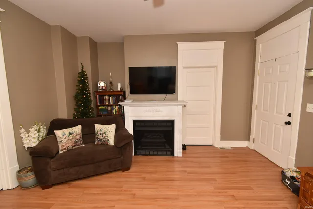 $164,900 | 403 East 4th Street, Fowler, IN 47944