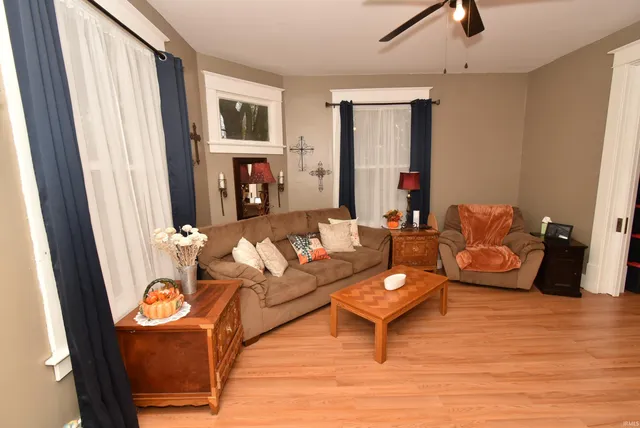 $164,900 | 403 East 4th Street, Fowler, IN 47944