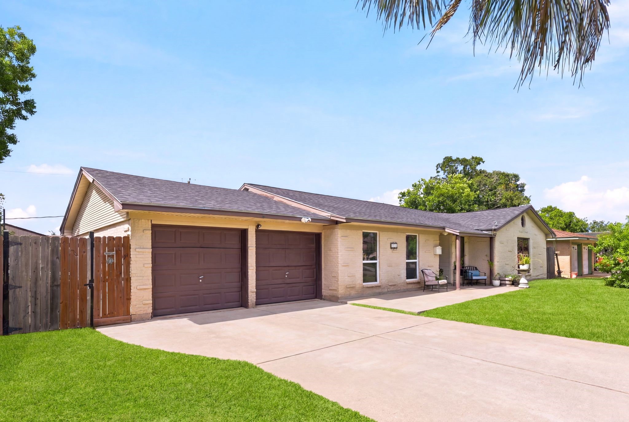 9711 Ebb Street Houston, TX 77089 - Photo 2 of 45