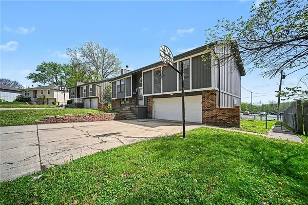 $284,950 | 118 Nanette Street, Belton, MO 64012