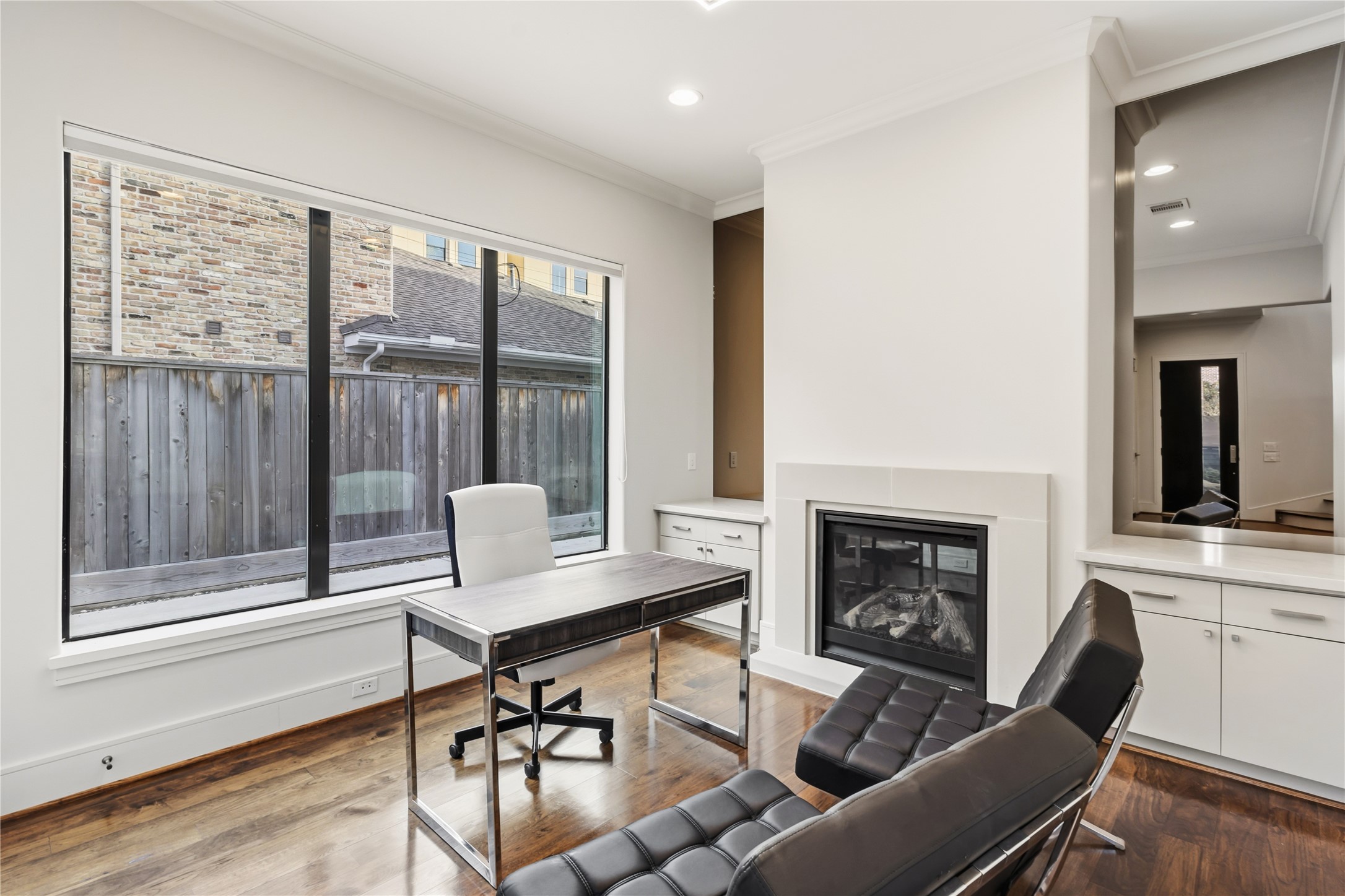 6011 Burgoyne Road, Unit A Houston, TX 77057 - Photo 4 of 46 1st floor office