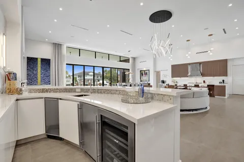 $7,999,000 | 2816 Northeast 38th Street, Fort Lauderdale, FL 33308