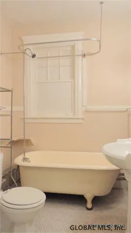 $1,395 | 566 Park Avenue, Unit 2, Albany, NY 12208