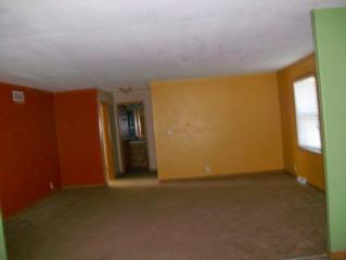 4323 Newport Road Newport, MI 48166 - Photo 5 of 13 Family Room