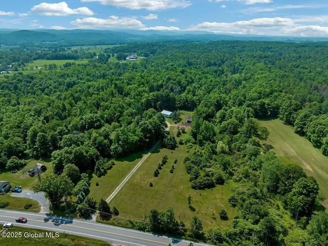 $575,000 | 11079 Highway 22, Comstock, NY 12821