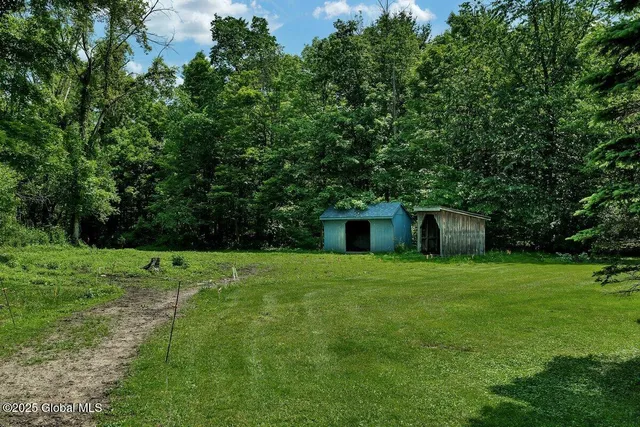 $575,000 | 11079 Highway 22, Comstock, NY 12821