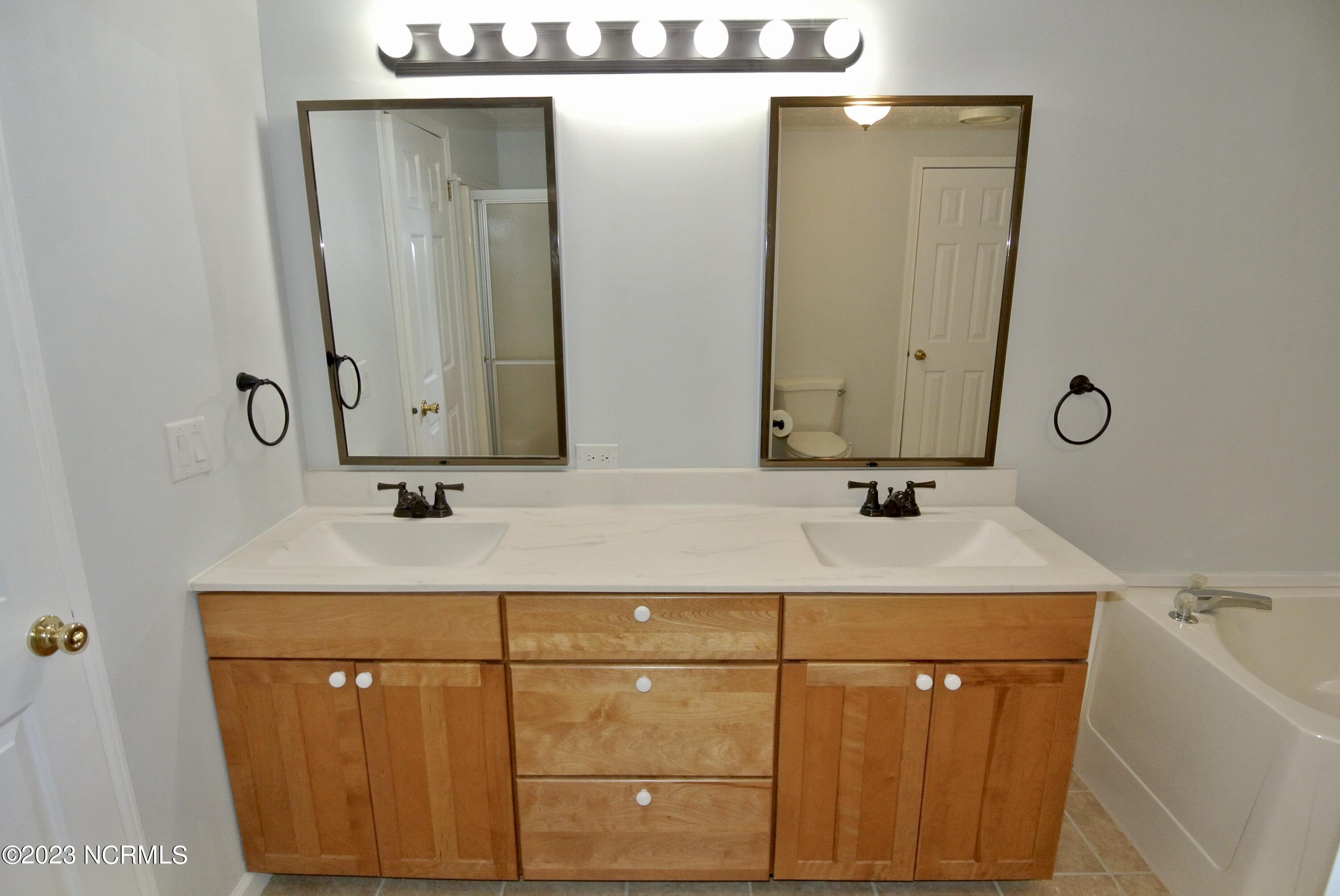 125 Stevenson Road New Bern, NC 28562 - Photo 28 of 44 Master bathroom vanity