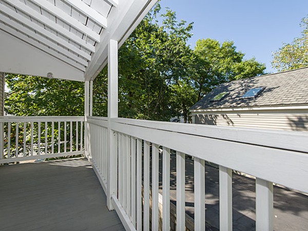 10-12 Reed Street, Unit 2 Cambridge, MA 02140 - Photo 11 of 12 Gallery Image 11