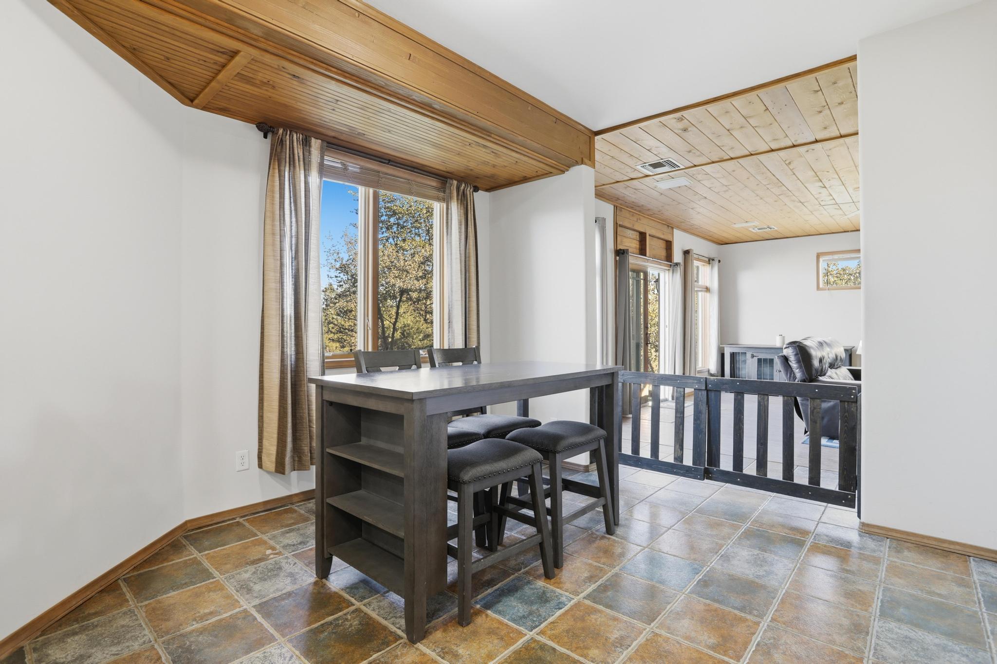 32 Saddleback Trail Star Valley, AZ 85541 - Photo 12 of 46 32_Saddle_Back_002