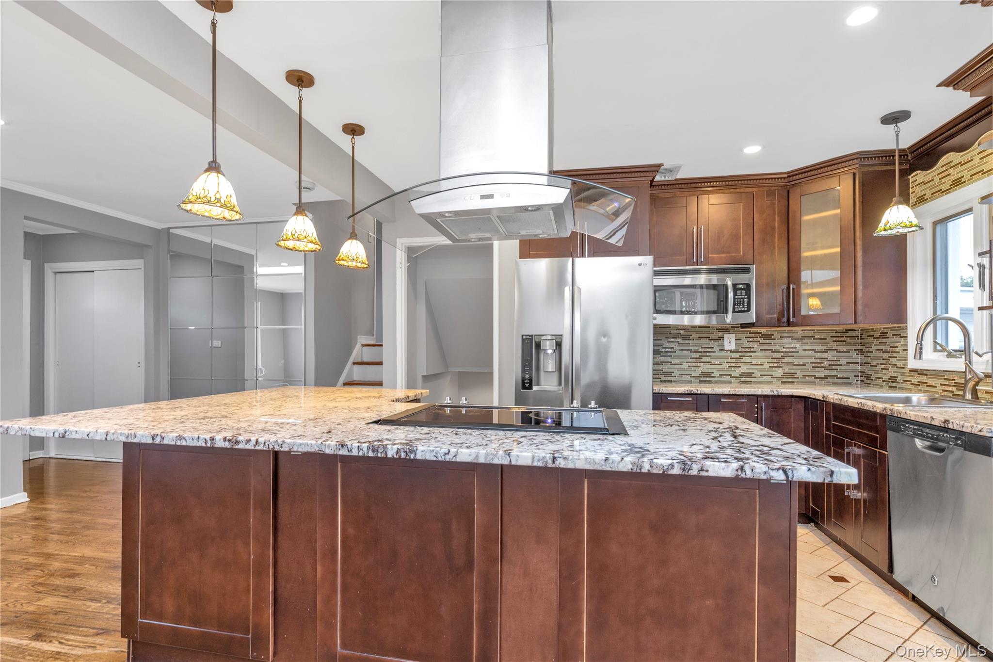 5 Glenbrook Road Hicksville, NY 11801 - Photo 6 of 18