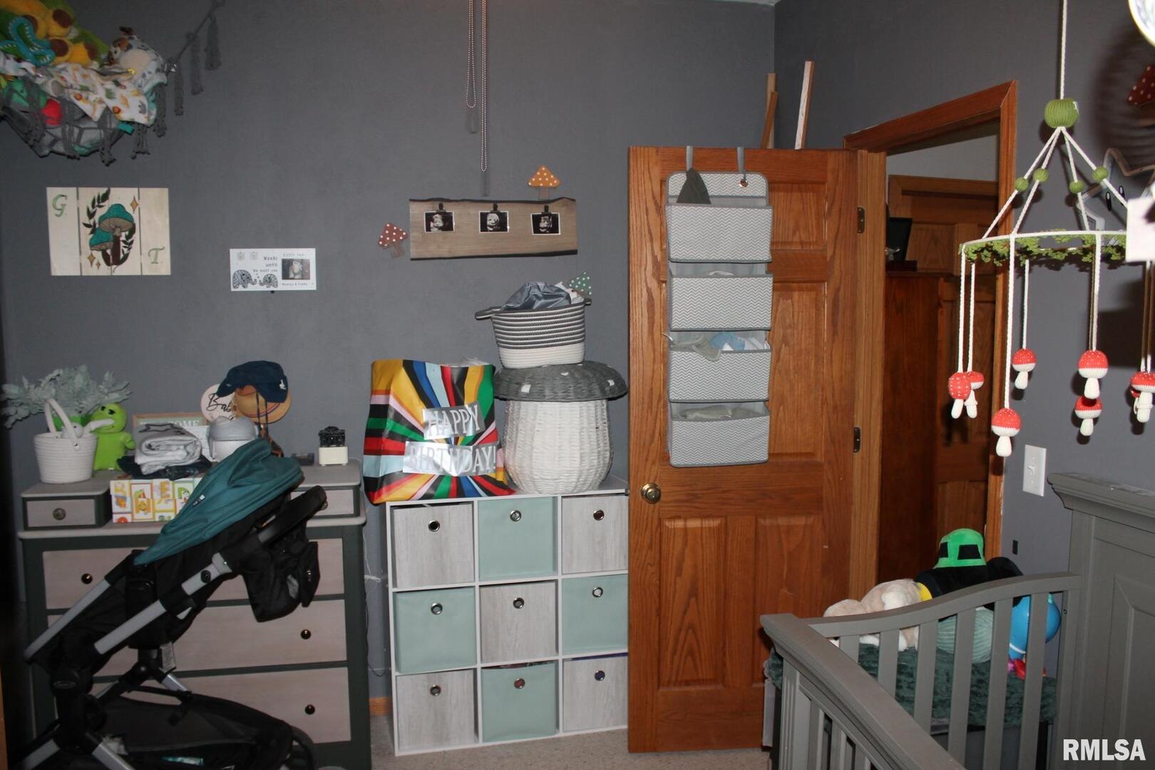 321 West South Street Cambridge, IL 61238 - Photo 19 of 26 a utility room with dryer and washer