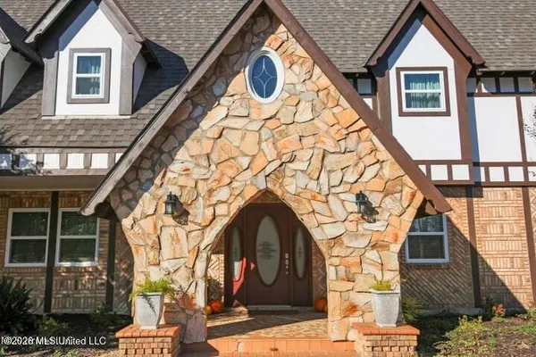 $870,000 | 2655 Highway 43 South, Picayune, MS 39466