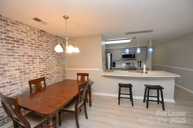 $1,300 | 18801 Nautical Drive, Unit 202, Cornelius, NC 28031