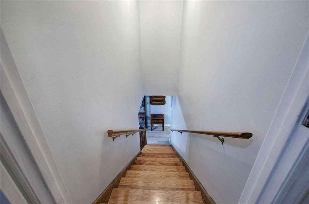 567 Fred Kelly Road Northeast Rome, GA 30161 - Photo 44 of 59 a hallway view with staircase