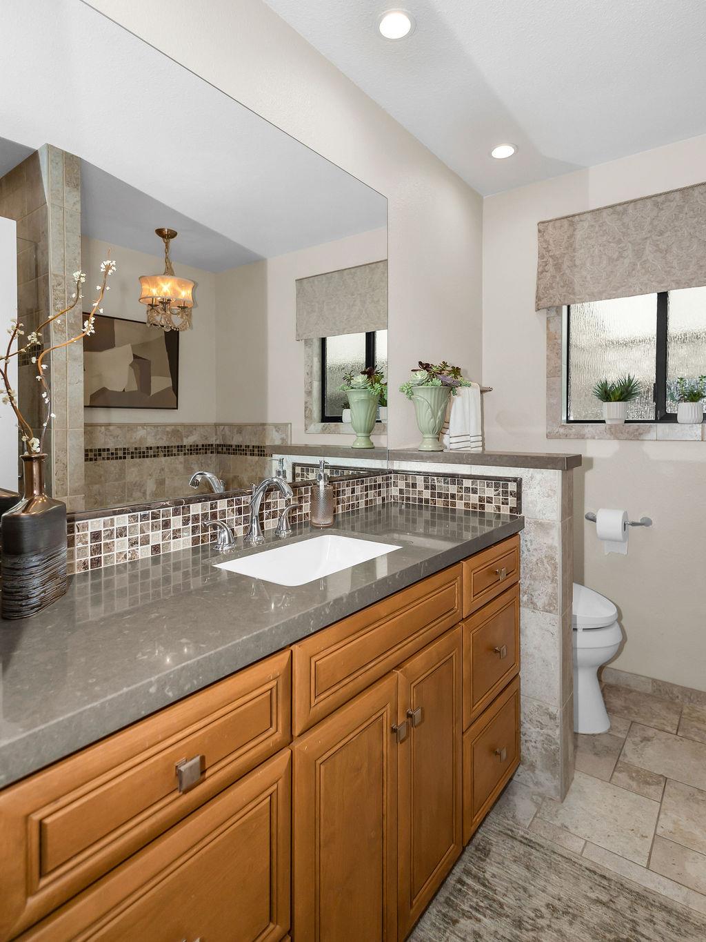 1749 Carignane Way Escalon, CA 95320 - Photo 36 of 71