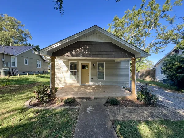$289,500 | 200 College Street, Gallatin, TN 37066