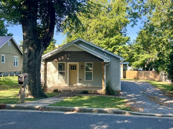 $289,500 | 200 College Street, Gallatin, TN 37066