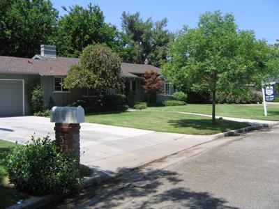 371 West San Ramon Avenue Fresno, CA 93704 - Photo 2 of 20