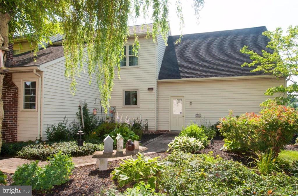 345 North Farm Drive Lititz, PA 17543 - Photo 30 of 32 Gallery Image 30
