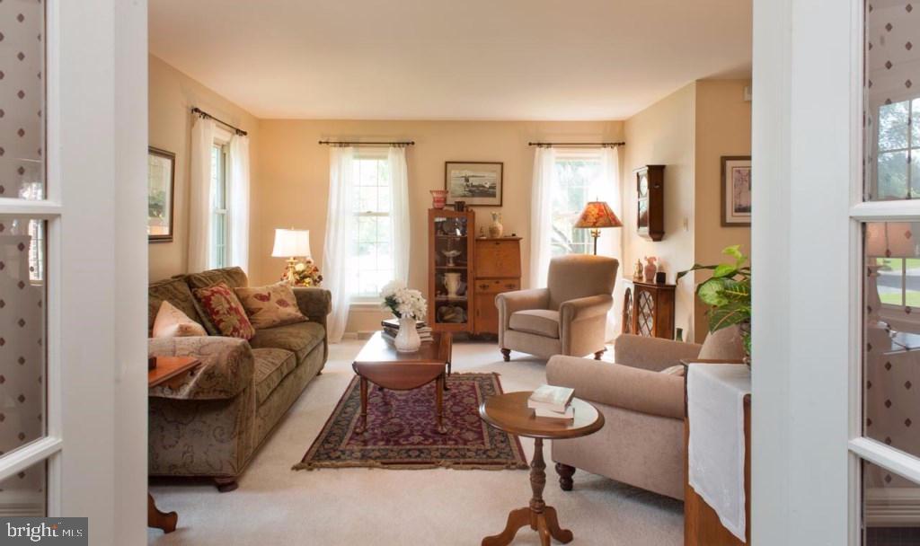 345 North Farm Drive Lititz, PA 17543 - Photo 6 of 32 Gallery Image 6