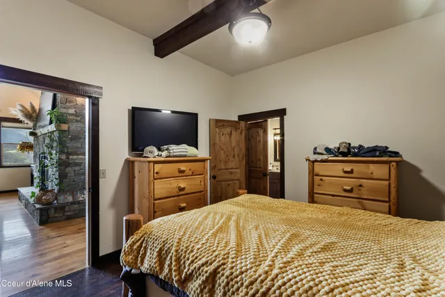 $2,250,000 | 1010 Mc Quade Gulch Drive, Clark Fork, ID 83811