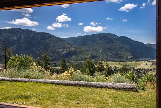 $2,250,000 | 1010 Mc Quade Gulch Drive, Clark Fork, ID 83811
