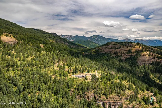 $2,250,000 | 1010 Mc Quade Gulch Drive, Clark Fork, ID 83811