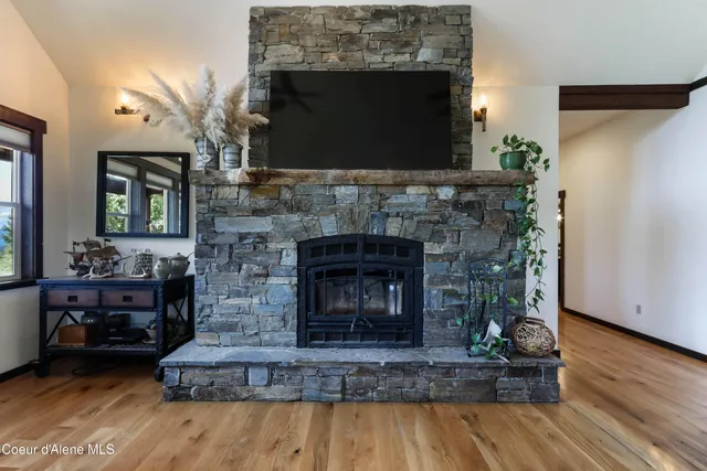 $2,250,000 | 1010 Mc Quade Gulch Drive, Clark Fork, ID 83811