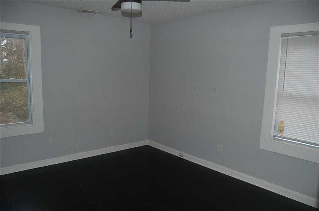 172 Meador Way Southeast Atlanta, GA 30315 - Photo 11 of 18