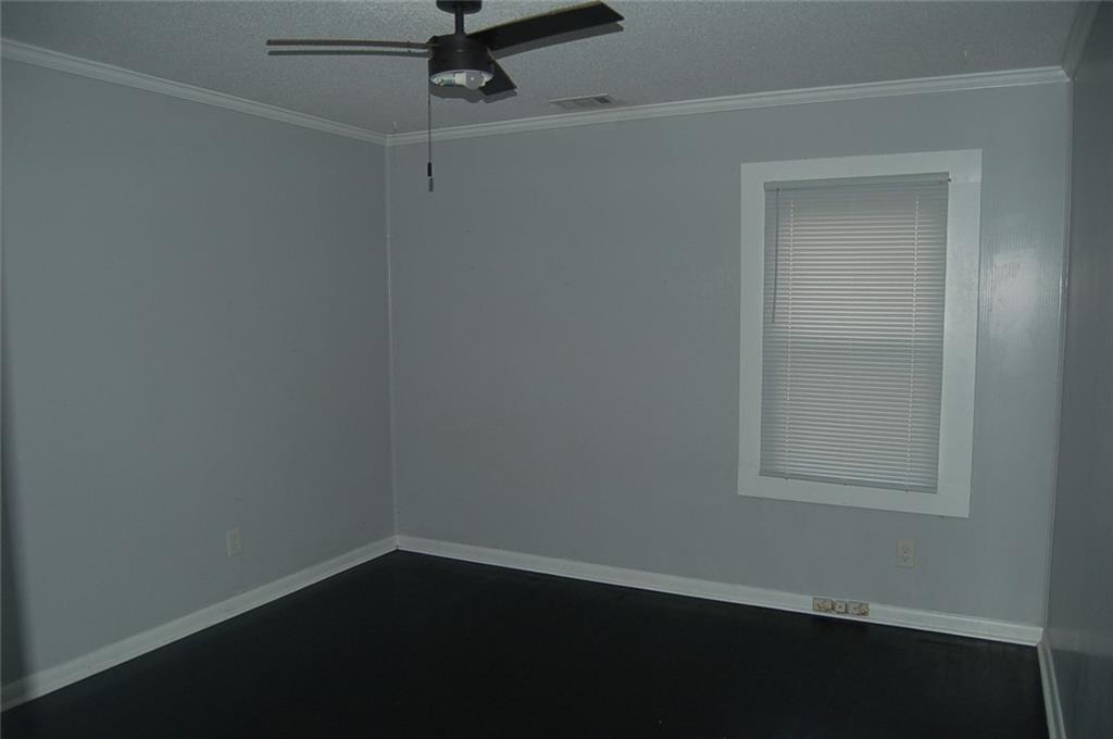 172 Meador Way Southeast Atlanta, GA 30315 - Photo 9 of 18