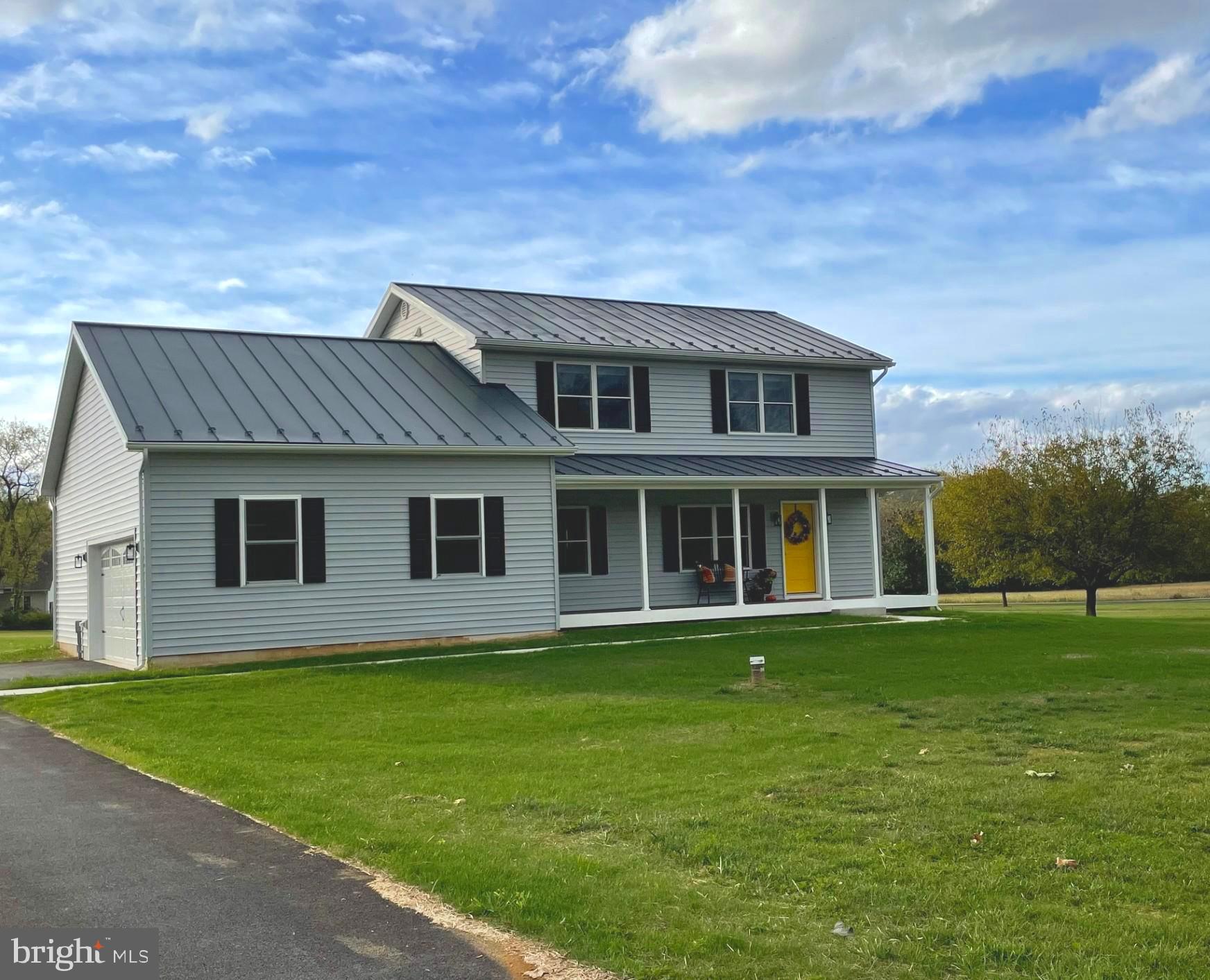 4.5 Acres with Gorgeous Views all Around!