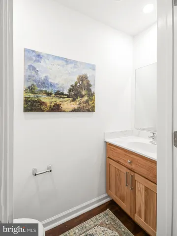 a view of utility room