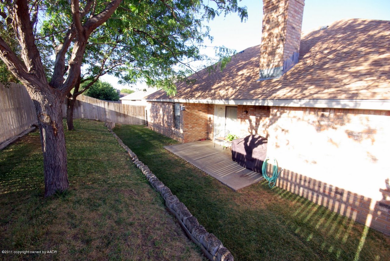 4223 Relatta Avenue Amarillo, TX 79110 - Photo 10 of 13 Back of House