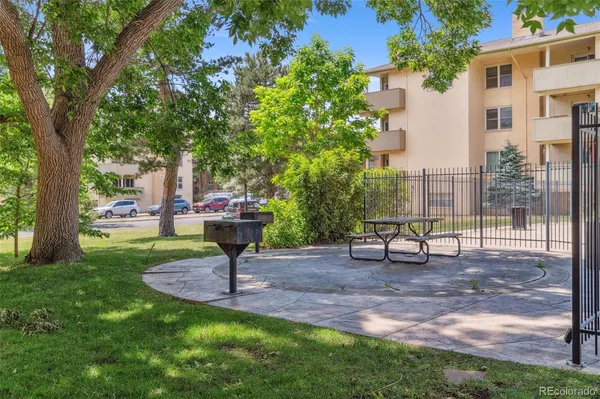 $319,000 | 3035 Oneal Parkway, Unit 37V, Boulder, CO 80301